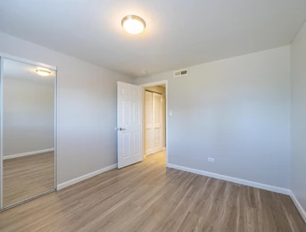 Apartment interior photo 1